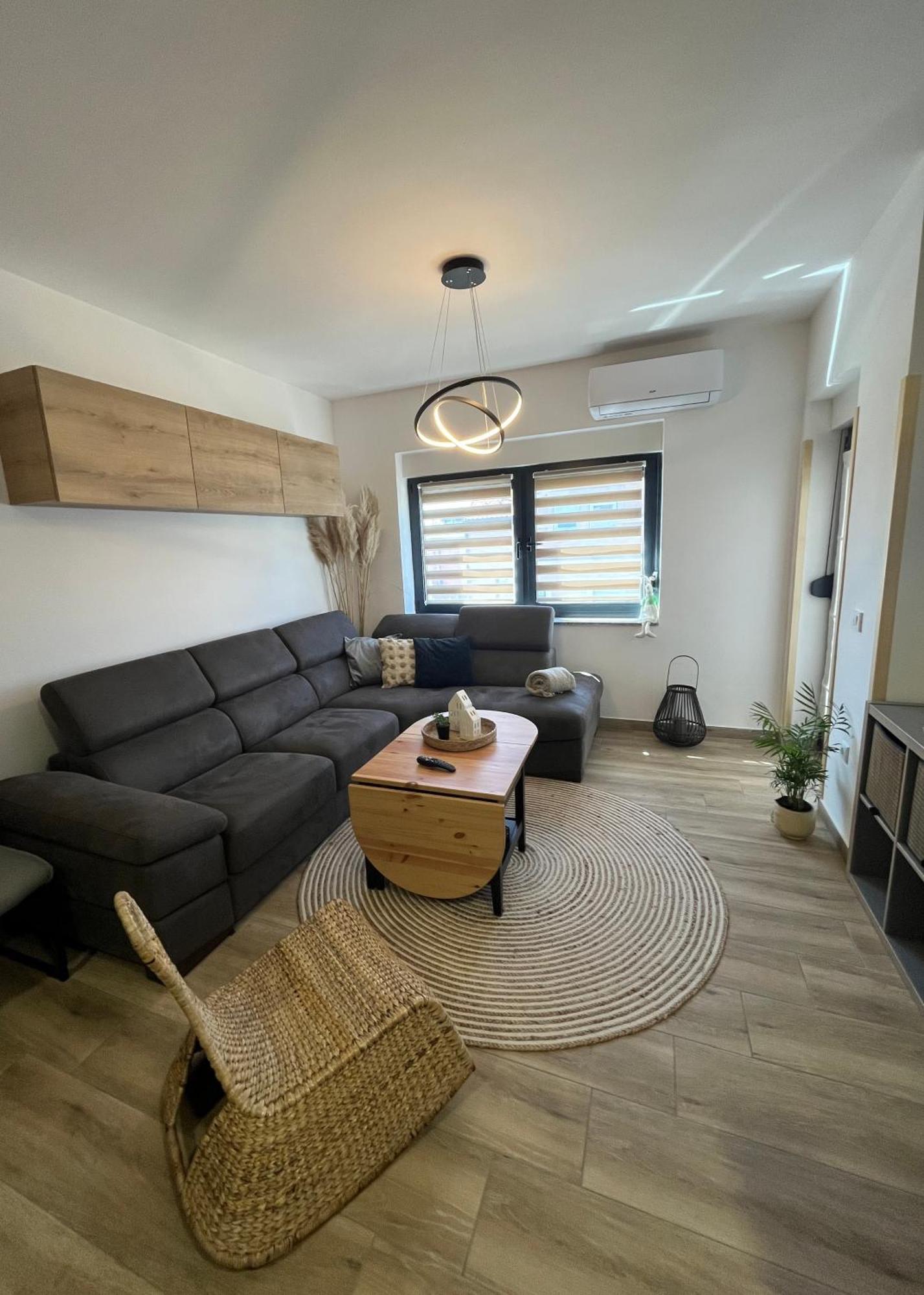 Apartman Sandra Nova Gradiska Exteriör bild