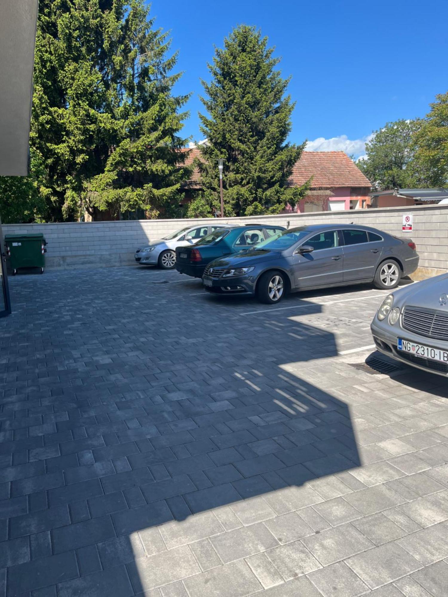 Apartman Sandra Nova Gradiska Exteriör bild